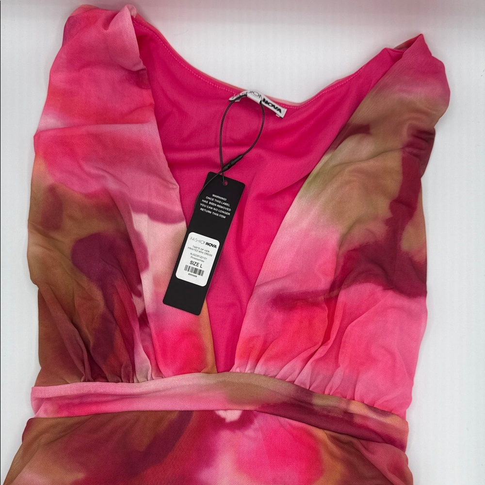 Fashion Nova

Taste Of Her Printed Mini Dress - Pink/combo - Picture 4 of 4